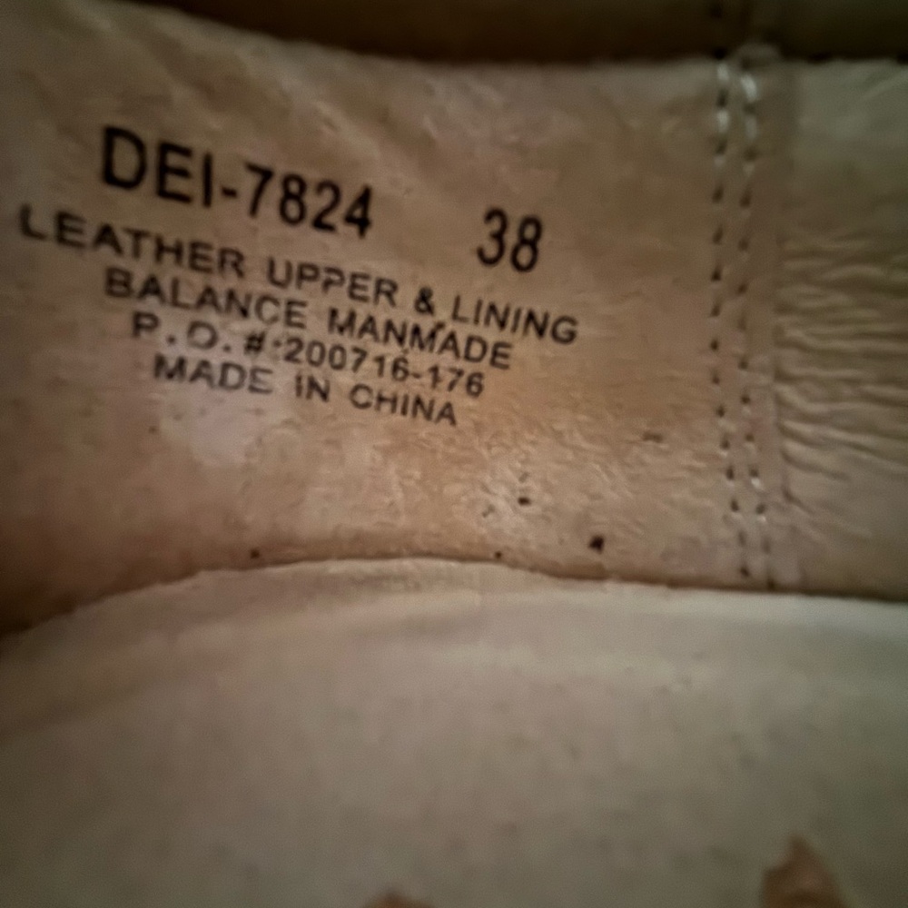 Alegria Womens Brown Shoes. Size 8. Worn once. $48 - Picture 4 of 4